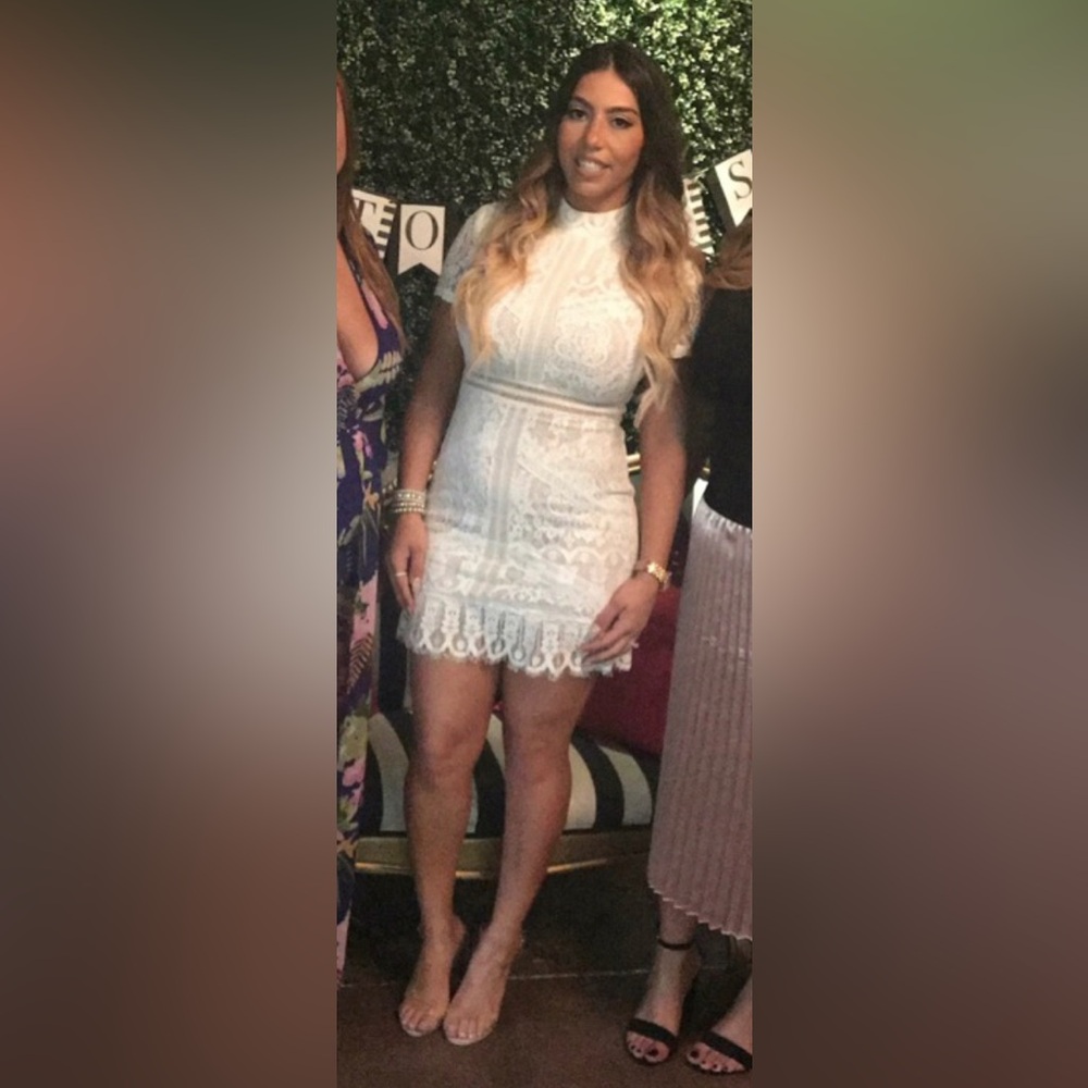 Missguided size 6 lace dress